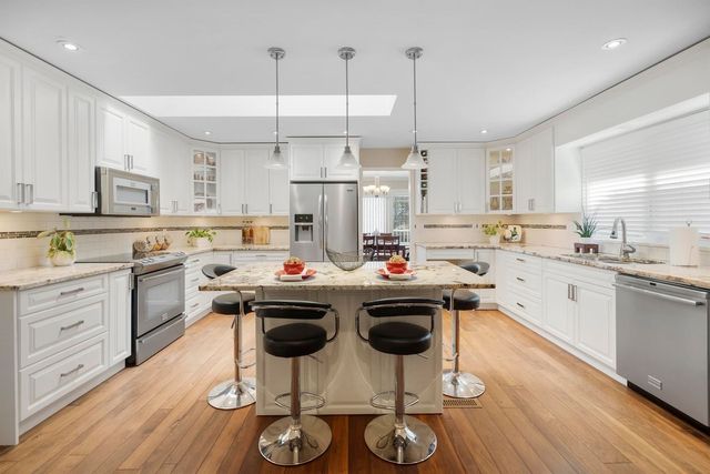 1841-harbour-street-citadel-pq-port-coquitlam-11 at 1841 Harbour Street, Citadel PQ, Port Coquitlam