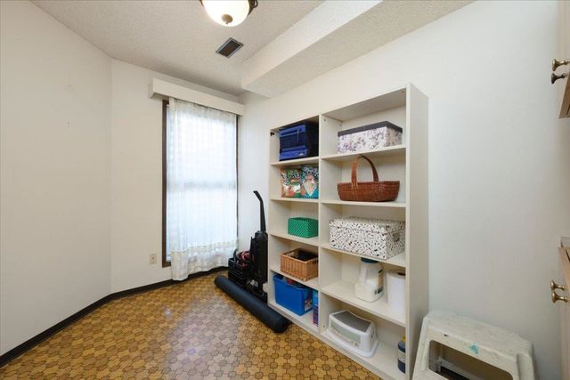 230-w-15th-street-central-lonsdale-north-vancouver-22 at 5 - 230 W 15th Street, Central Lonsdale, North Vancouver