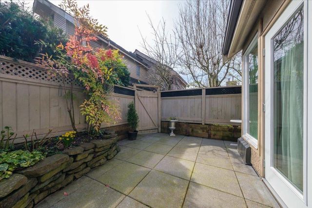 230-w-15th-street-central-lonsdale-north-vancouver-24 at 5 - 230 W 15th Street, Central Lonsdale, North Vancouver