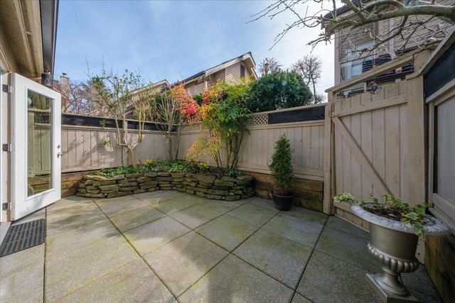 230-w-15th-street-central-lonsdale-north-vancouver-25 at 5 - 230 W 15th Street, Central Lonsdale, North Vancouver