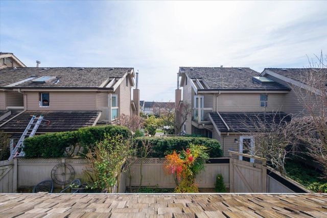 230-w-15th-street-central-lonsdale-north-vancouver-29 at 5 - 230 W 15th Street, Central Lonsdale, North Vancouver