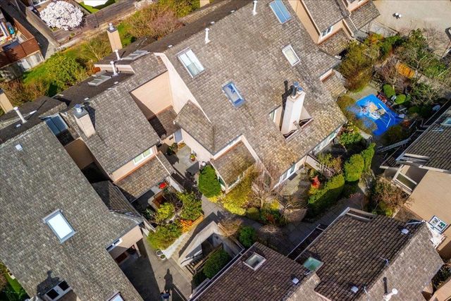 230-w-15th-street-central-lonsdale-north-vancouver-31 at 5 - 230 W 15th Street, Central Lonsdale, North Vancouver