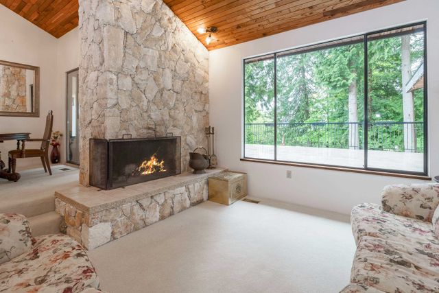 49-walton-way-north-shore-pt-moody-port-moody-02 at 49 Walton Way, North Shore Pt Moody, Port Moody