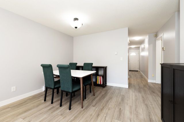 19270-119-avenue-central-meadows-pitt-meadows-05 at 9 - 19270 119 Avenue, Central Meadows, Pitt Meadows