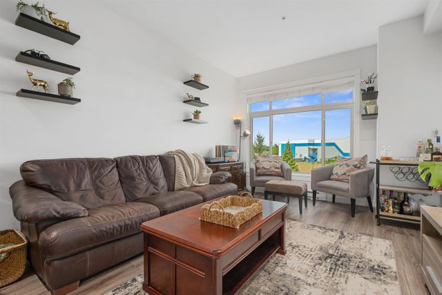 12635-190a-street-mid-meadows-pitt-meadows-03 at 313 - 12635 190a Street, Mid Meadows, Pitt Meadows