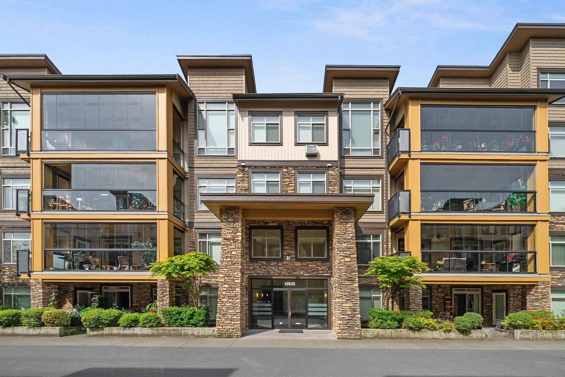 313 - 12635 190a Street, Mid Meadows, Pitt Meadows photo number 1 313 - 12635 190a Street, Mid Meadows, Pitt Meadows photo number 1