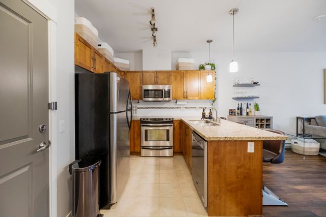 11950-harris-road-central-meadows-pitt-meadows-13 at 404 - 11950 Harris Road, Central Meadows, Pitt Meadows