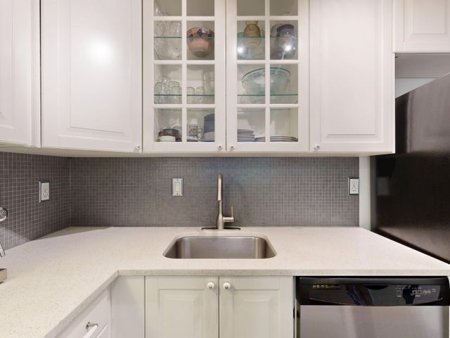 2173-w-6th-avenue-kitsilano-vancouver-west-06 at 208 - 2173 W 6th Avenue, Kitsilano, Vancouver West