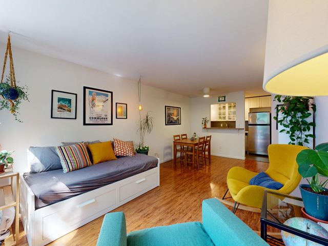 2173-w-6th-avenue-kitsilano-vancouver-west-07 at 208 - 2173 W 6th Avenue, Kitsilano, Vancouver West