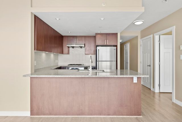 2978-glen-drive-north-coquitlam-coquitlam-11 at 3006 - 2978 Glen Drive, North Coquitlam, Coquitlam