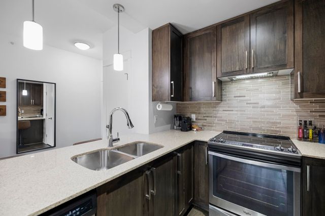 2465-wilson-avenue-central-pt-coquitlam-port-coquitlam-14 at 605 - 2465 Wilson Avenue, Central Pt Coquitlam, Port Coquitlam