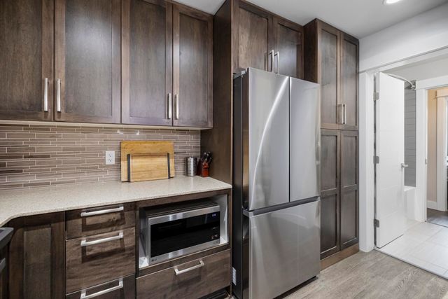 2465-wilson-avenue-central-pt-coquitlam-port-coquitlam-16 at 605 - 2465 Wilson Avenue, Central Pt Coquitlam, Port Coquitlam