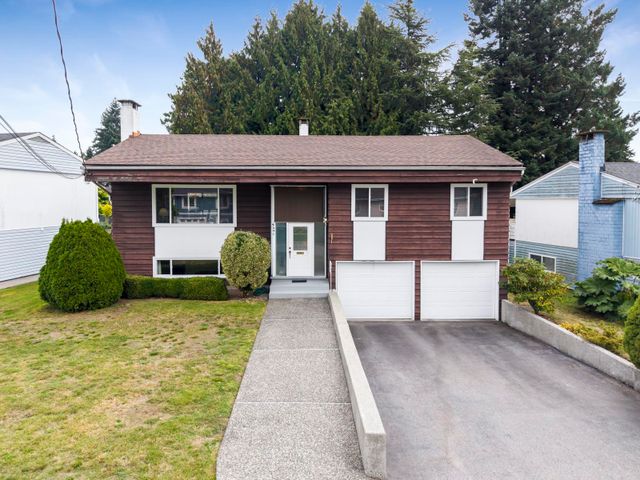 1441-delia-drive-mary-hill-port-coquitlam-02 at 1441 Delia Drive, Mary Hill, Port Coquitlam 1441-delia-drive-mary-hill-port-coquitlam-02 at 1441 Delia Drive, Mary Hill, Port Coquitlam