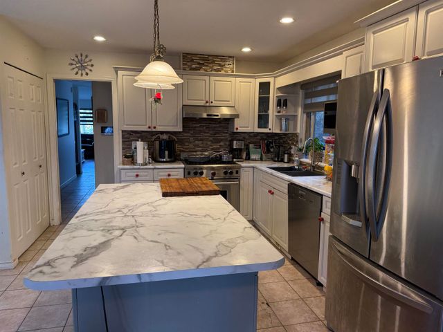 1821-harbour-street-citadel-pq-port-coquitlam-07 at 1821 Harbour Street, Citadel PQ, Port Coquitlam 1821-harbour-street-citadel-pq-port-coquitlam-07 at 1821 Harbour Street, Citadel PQ, Port Coquitlam