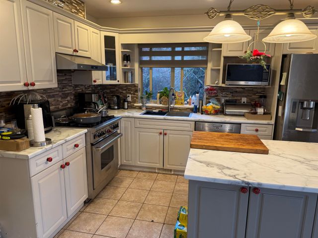 1821-harbour-street-citadel-pq-port-coquitlam-08 at 1821 Harbour Street, Citadel PQ, Port Coquitlam