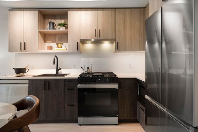 2002-st-george-street-port-moody-centre-port-moody-13 at 410 - 2002 St. George Street, Port Moody Centre, Port Moody