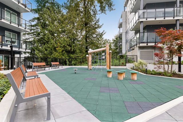 2002-st-george-street-port-moody-centre-port-moody-35 at 410 - 2002 St. George Street, Port Moody Centre, Port Moody