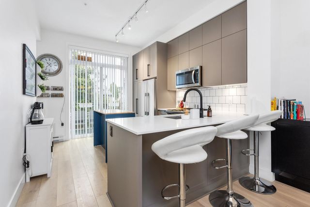 19696-hammond-road-south-meadows-pitt-meadows-04 at 3 - 19696 Hammond Road, South Meadows, Pitt Meadows