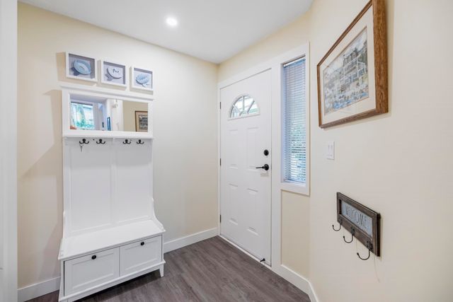 10250-155a-street-guildford-north-surrey-04 at 109 - 10250 155a Street, Guildford, North Surrey