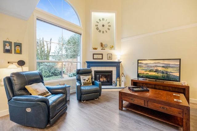 10250-155a-street-guildford-north-surrey-06 at 109 - 10250 155a Street, Guildford, North Surrey