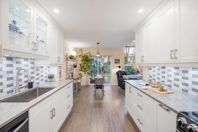 10250-155a-street-guildford-north-surrey-05 at 109 - 10250 155a Street, Guildford, North Surrey