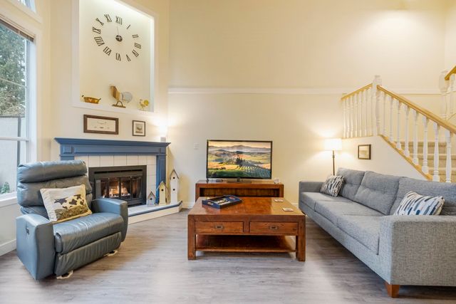 10250-155a-street-guildford-north-surrey-02 at 109 - 10250 155a Street, Guildford, North Surrey