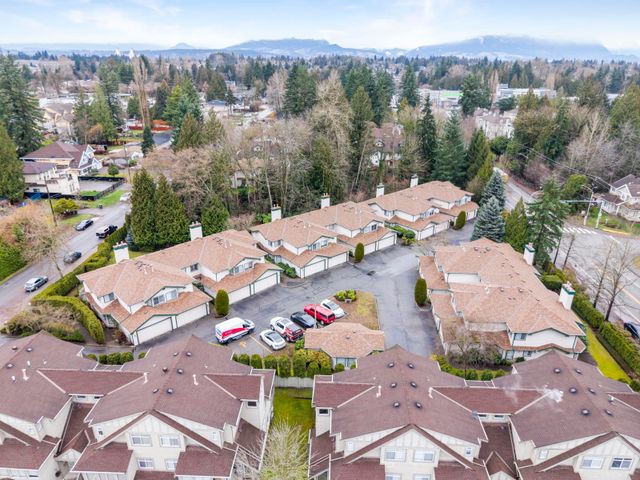 10250-155a-street-guildford-north-surrey-38 at 109 - 10250 155a Street, Guildford, North Surrey