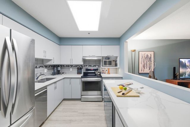 1148-westwood-street-north-coquitlam-coquitlam-10 at 301 - 1148 Westwood Street, North Coquitlam, Coquitlam