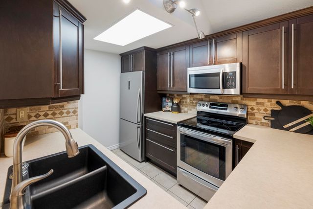 19452-61-avenue-cloverdale-bc-cloverdale-15 at 19452 61 Avenue, Cloverdale BC, Cloverdale