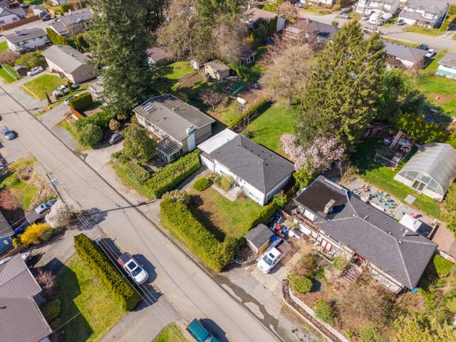 32565-fleming-avenue-mission-_1 at 32565 Fleming Avenue, Mission BC, Mission