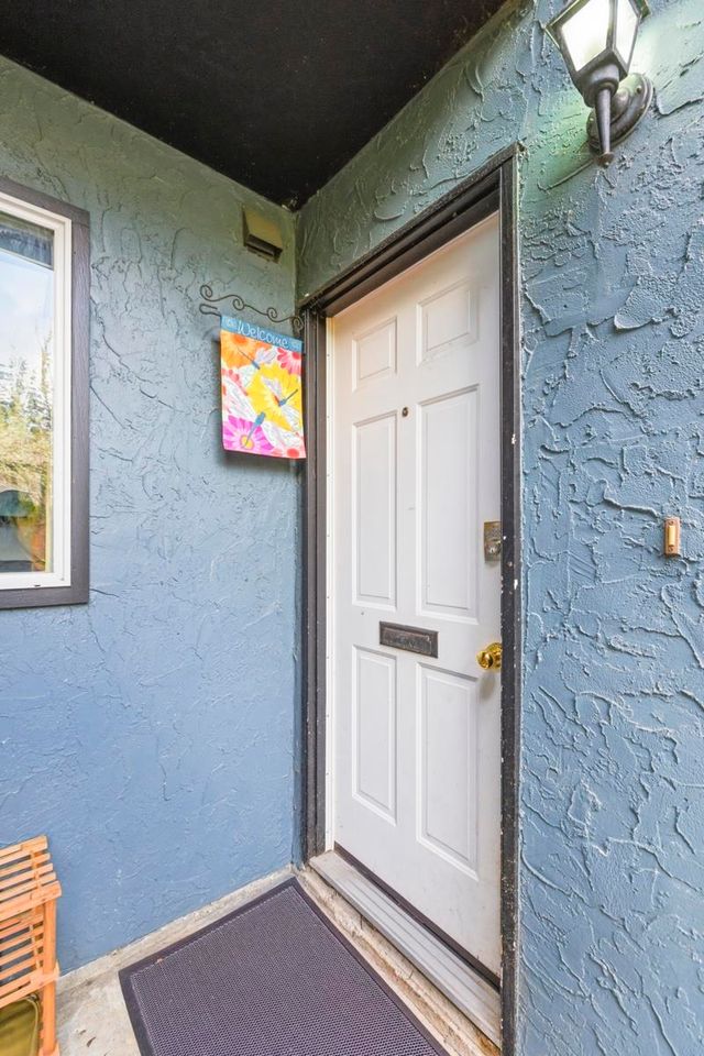 988-howie-avenue-central-coquitlam-coquitlam-05 at 988 Howie Avenue, Central Coquitlam, Coquitlam