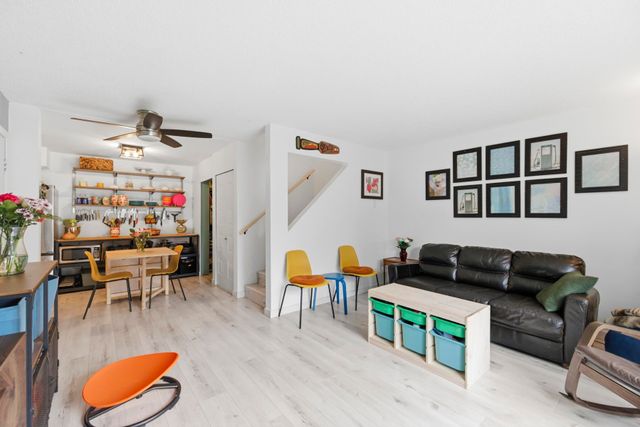 988-howie-avenue-central-coquitlam-coquitlam-11 at 988 Howie Avenue, Central Coquitlam, Coquitlam