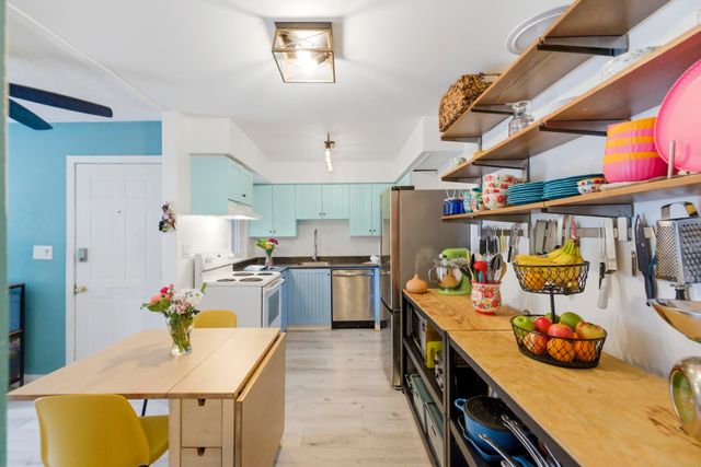 988-howie-avenue-central-coquitlam-coquitlam-20 at 988 Howie Avenue, Central Coquitlam, Coquitlam