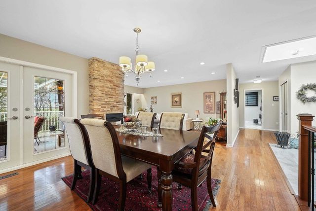 3887-robin-place-oxford-heights-port-coquitlam-07 at 3887 Robin Place, Oxford Heights, Port Coquitlam