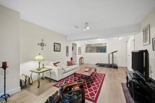 3887-robin-place-oxford-heights-port-coquitlam-19 at 3887 Robin Place, Oxford Heights, Port Coquitlam