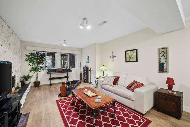 3887-robin-place-oxford-heights-port-coquitlam-20 at 3887 Robin Place, Oxford Heights, Port Coquitlam