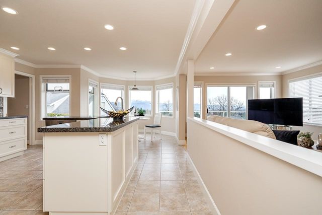 622-clearwater-way-coquitlam-east-coquitlam-11 at 622 Clearwater Way, Coquitlam East, Coquitlam