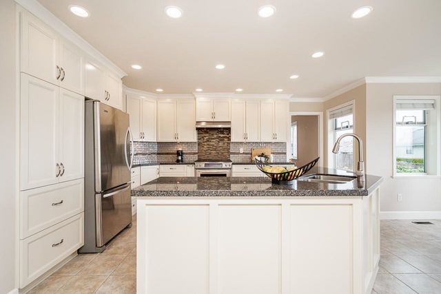 622-clearwater-way-coquitlam-east-coquitlam-13 at 622 Clearwater Way, Coquitlam East, Coquitlam