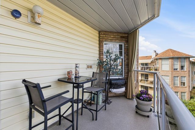 22611-116-avenue-east-central-maple-ridge-10 at 208 - 22611 116 Avenue, East Central, Maple Ridge