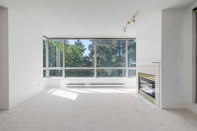 9603-manchester-drive-cariboo-burnaby-north-08 at 402 - 9603 Manchester Drive, Cariboo, Burnaby North