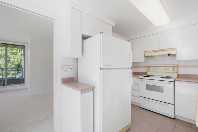 9603-manchester-drive-cariboo-burnaby-north-19 at 402 - 9603 Manchester Drive, Cariboo, Burnaby North