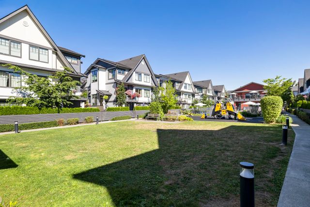19451-sutton-avenue-south-meadows-pitt-meadows-38 at 19 - 19451 Sutton Avenue, South Meadows, Pitt Meadows