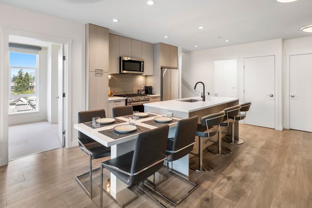 707-como-lake-avenue-coquitlam-west-coquitlam-07 at 611 - 707 Como Lake Avenue, Coquitlam West, Coquitlam