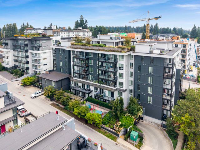 707-como-lake-avenue-coquitlam-west-coquitlam-39 at 611 - 707 Como Lake Avenue, Coquitlam West, Coquitlam