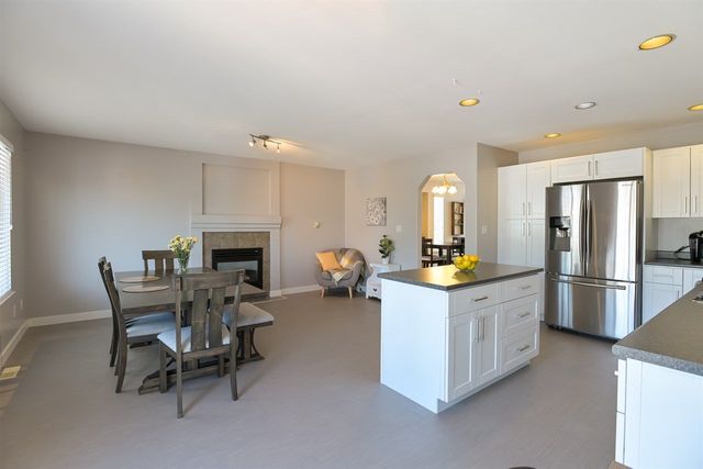 Kitchen/Dining at 11531 240 Street, Cottonwood MR, Maple Ridge