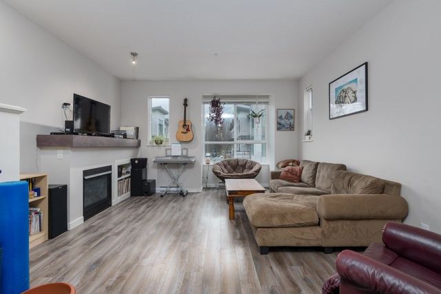 ece64117ac15794d2d14675baeb91aaa at 38354 Summits View Drive, Downtown SQ, Squamish