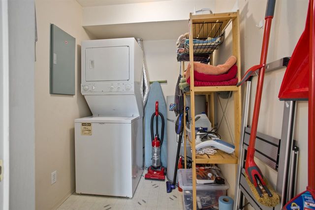 fe457f4348cf7d9a45ccb635edca4097 at 302 - 2268 Welcher Avenue, Central Pt Coquitlam, Port Coquitlam