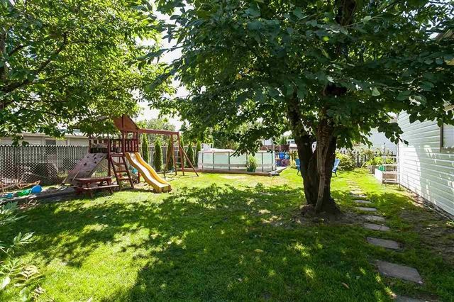 a9e5569a418e16926e89c3488efce4d3 at 45664 Reece Avenue, Chilliwack N Yale-Well, Chilliwack