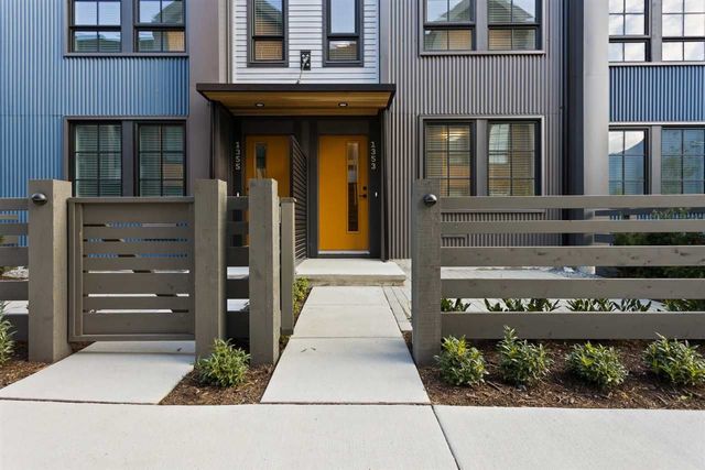 4c0bfa7a976eded9068f539cfa1a3939 at 1353 Valleyside Place, Downtown SQ, Squamish