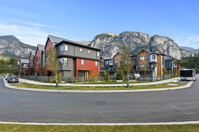 86c6c76ee3d3e1c03e42353ec005afcd at 1353 Valleyside Place, Downtown SQ, Squamish